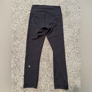 Lululomen wunder train 21” size 6